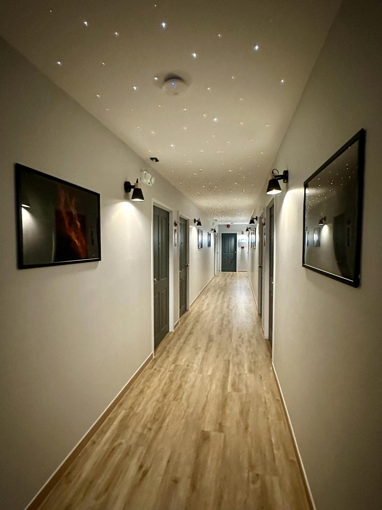 Bed-Room At Suvarnabhumi Airport - Newly Renovated Bangkok Exterior photo